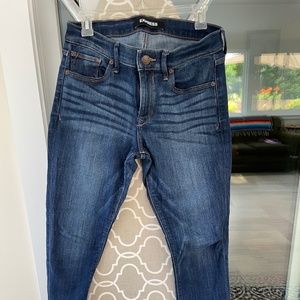 EXPRESS Mid-Rise Legging size 8s
